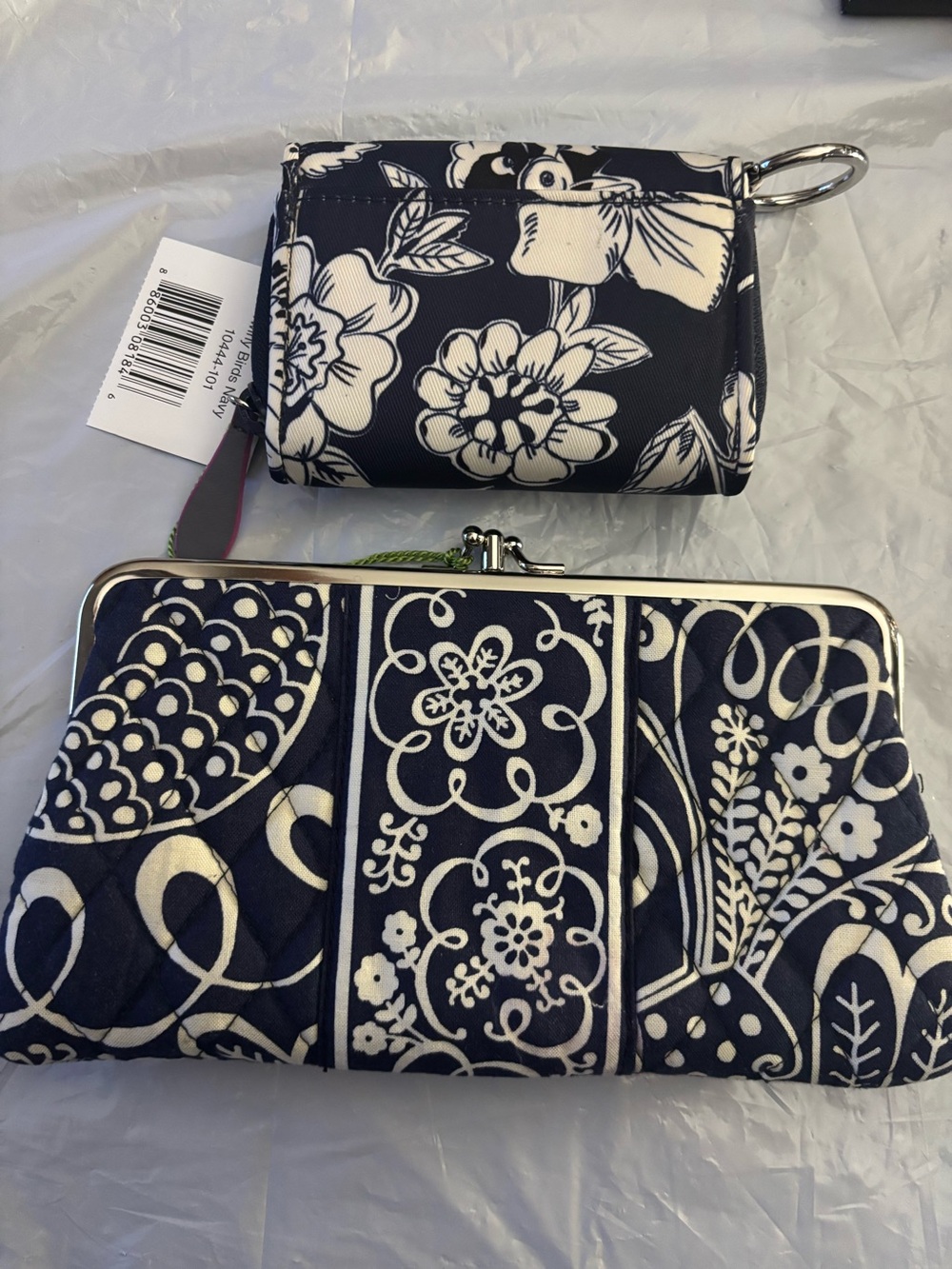 Vera Bradley  twirly birds navy turn lock folding wallet & ID case bag
